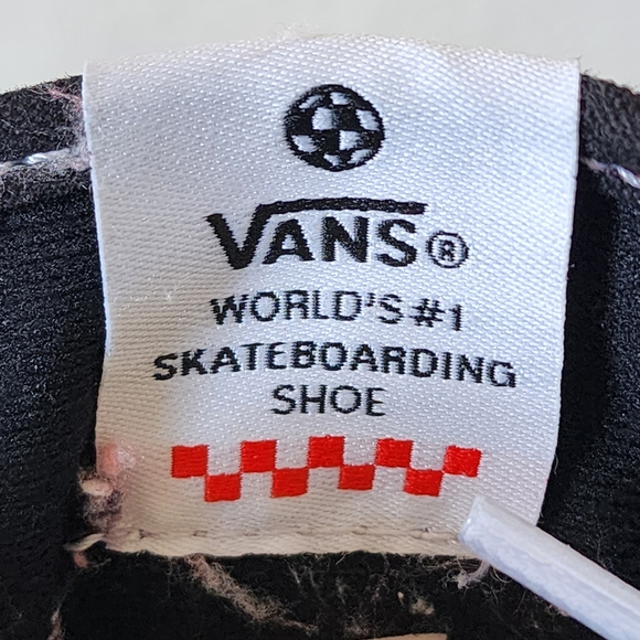 Vans Black and White Women's Sneakers - Picture 9 of 12